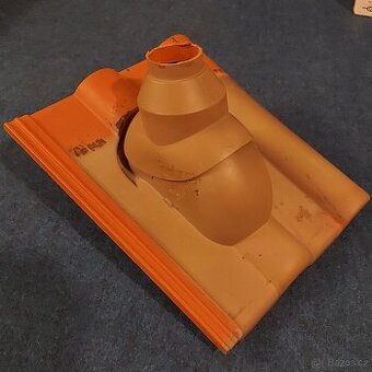 "Alpská" prostupová taška s anténní průchodkou