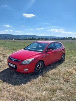 Hyundai i30 hatchback - 1