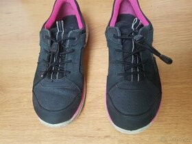 Ecco tenisky v.35