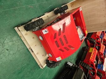 Sekačka, mulčovač 4x4 na dálkové ovládání