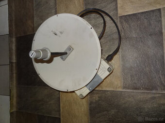 Routerboard MikroTik RB711 + PARABOLA 5GHz 32cm + plastovy b