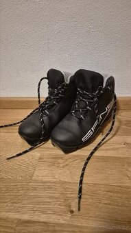 Dětské boty na běžky, velikost 34