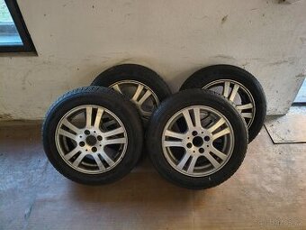 Sada celoroční kol