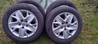 Renault letní pneu 205/60 r156