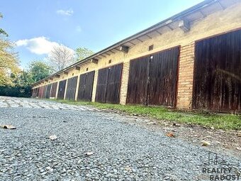 Prodej garáže s pozemkem u centra Zlína, ulice Růmy