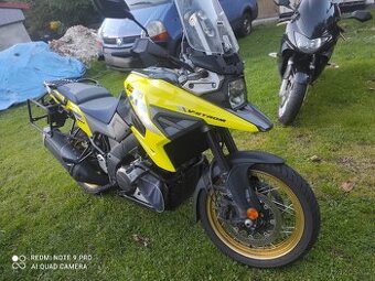 Suzuki DL 1050 XT V-Strom