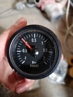 Kaplička na přídavné budíky