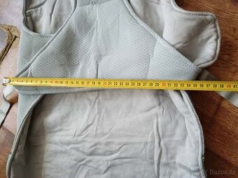 Psí postroj / vesta – velikost cca M–L (viz rozměry na fotká