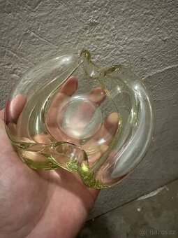 Designový popelník hutní sklo