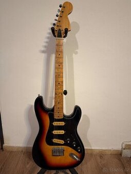 Japonská elektrická kytara Salvarez