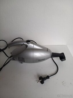 Vysavač na malé plochy