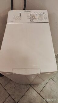 Pračka vrchem plnitelná INDESIT plně funkční