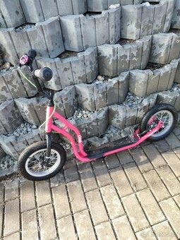 Dětská koloběžka