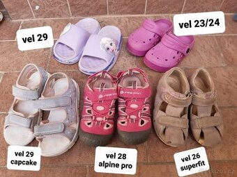 Dívčí sandály Superfit vel 24,26,27,28