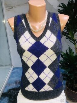 vesta# business # karovana# vystrih# vrstveni