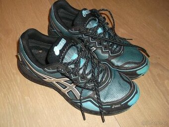 Běžecké boty Asics vel. 39.5