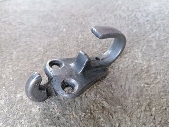 Predám háčik plechu na Jawa 20, 21, 05 pionier