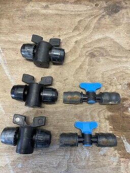 PE nástrčné spojky 20 a 25