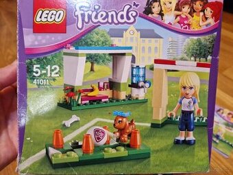 Lego Friends 41011 Stefanie fotbal