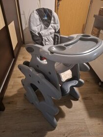 Jídelní židlička +stoleček