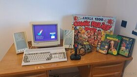 Prodám počítač Amiga 1200 + monitor 1084S + příslušenství