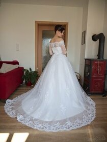 Svatební šaty 34(36)