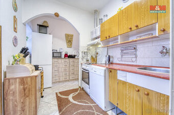 Prodej bytu 4+1 a 2+1, 170 m², Planá, ul. Hřbitovní