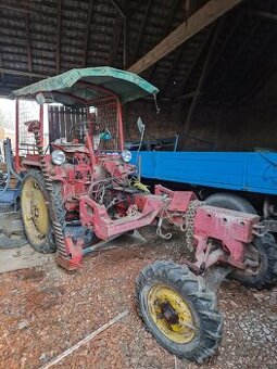 RS 09 traktor