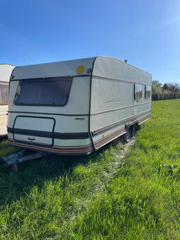 Karavan Hymer Eriba Nova
