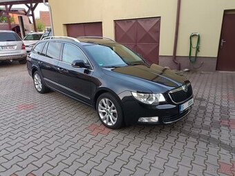 Superb 2.0 Tdi 125 kW DSG combi panorama