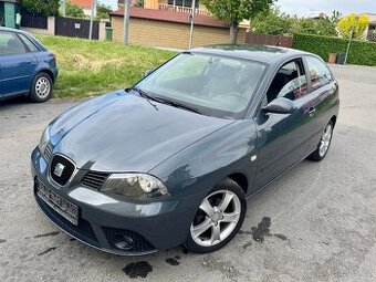 Seat Ibiza, 1.4i 16v 55kW.Klima.