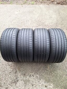 235 45 17 letní pneu R17 Dunlop