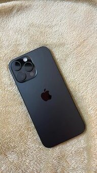 Iphone 16 Pro. + Apple Watch 10 Jak novy- měsíc starý