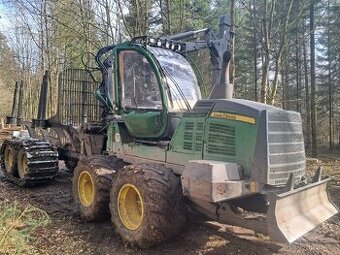 Vyvážečka JOHN DEERE 1110G