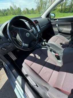 Volkswagen Golf V 1.4 TSI GT 2006, KLIMA, ZIMNÍ PNEU