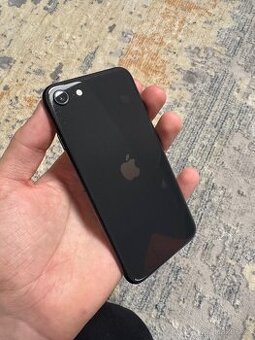 iPhone SE 2020 64gb černý