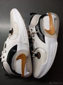 Basketbalové NIKE CROSSOVER AIR ZOOM vel. 39 - 1