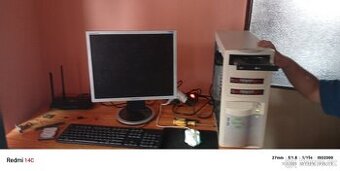 Procesor: AMD A4-3400 APU with Radeon HD Graphics. PC sesta