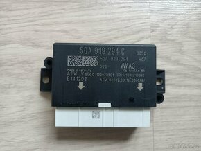 Řídící jednotka parkovacích senzorů - 5QA919294C