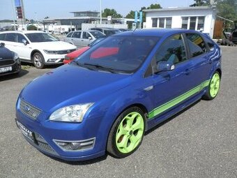 Ford Focus 2,5 ST - 166kw, nová STK