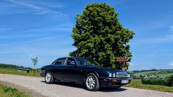 Jaguar Sovereing XJ8