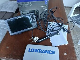 LOWRANCE Hook reveal 9