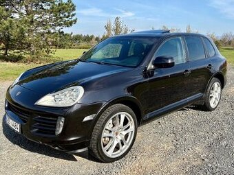 Porsche Cayenne S 4.8 v8 gts packet