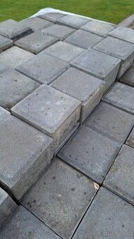 Zámková dlažba 10 x 10 x 6 cm - 1