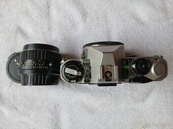 Fotoaparát analogový.