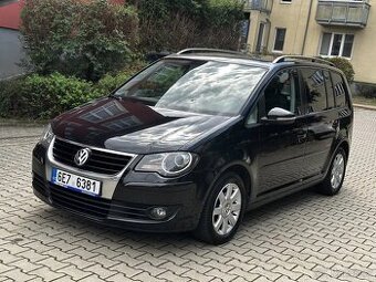 Volkswagen Touran 1.4 TSI 103kW Freestyle Navi Xenony Tažné