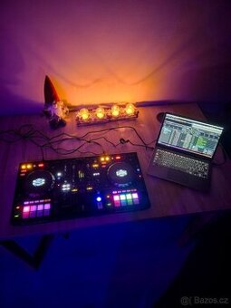 Pioneer DJ DDJ-800 + FA (záruka do 13.12.26) + brašna
