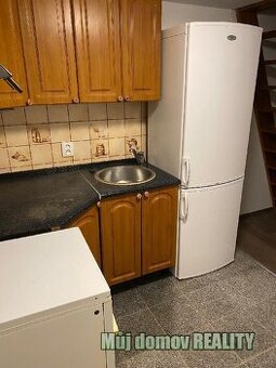 Pronájem bytu 1+kk, 51E Freyova 5/236, Praha 9 Vysočany.