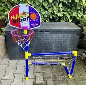 Dětská branka s basketbalovým košem.