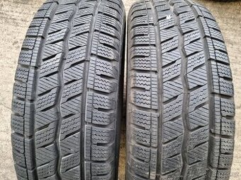 Zimní užitkové pneu. Hankook 205/65 R16C